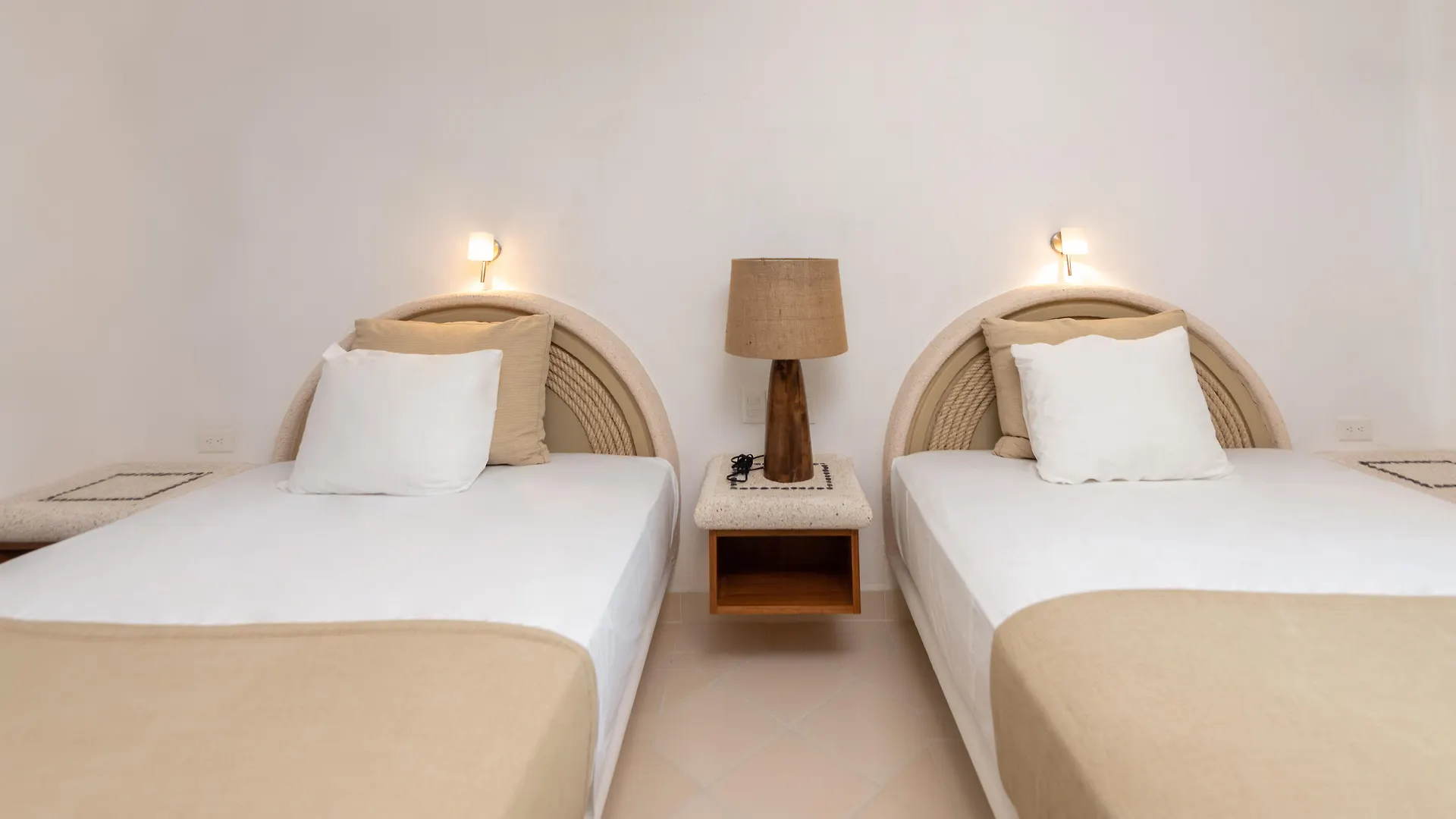 Las Villas Akumal Aparthotel