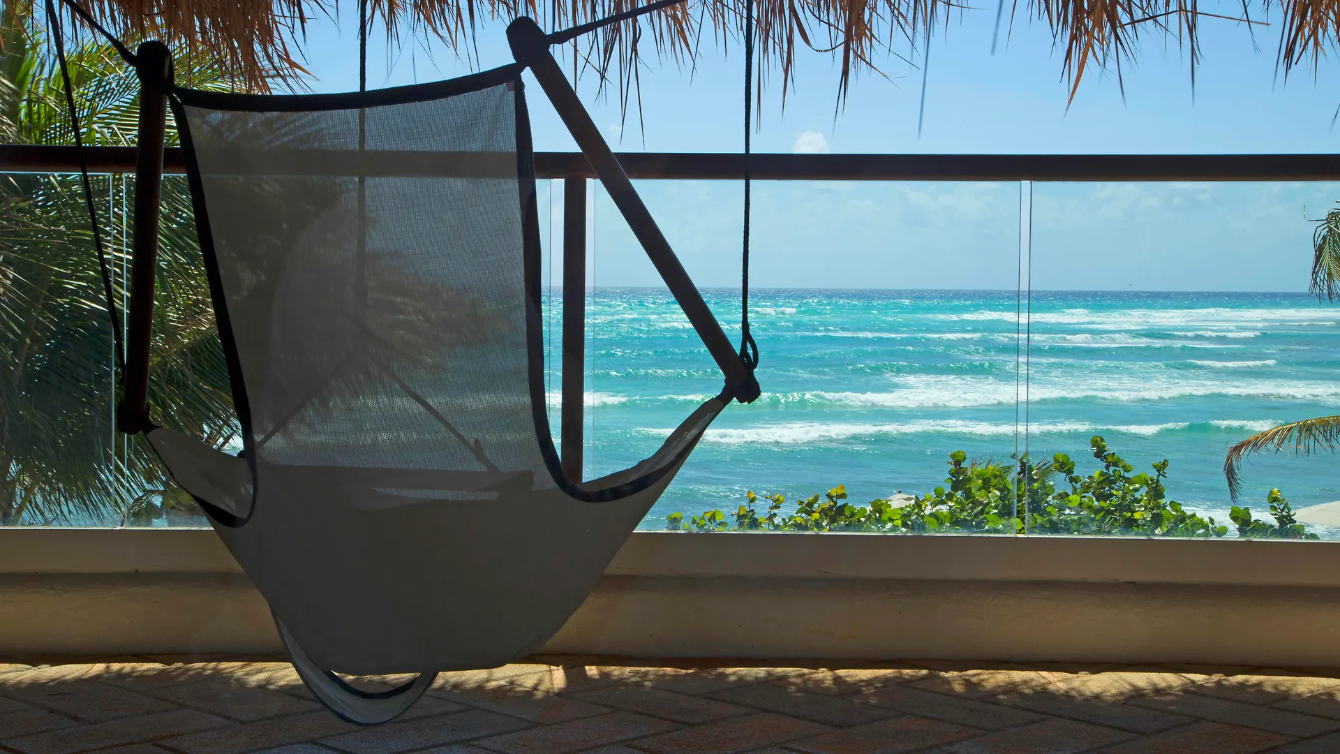 Las Villas Akumal Aparthotel